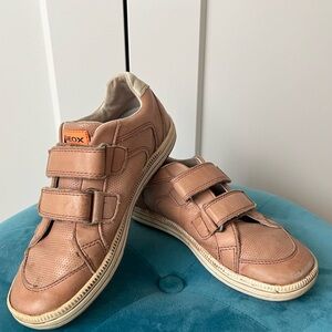 Geox Respira Leather Boys Shoes in sz US-2